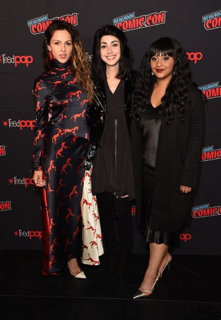 Alexa Mansour Net Worth, Age, Height, Bio, Birthday, Wiki!