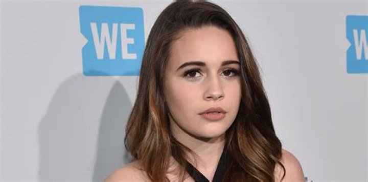 Bea Miller Drops "Yes Girl" Music Video