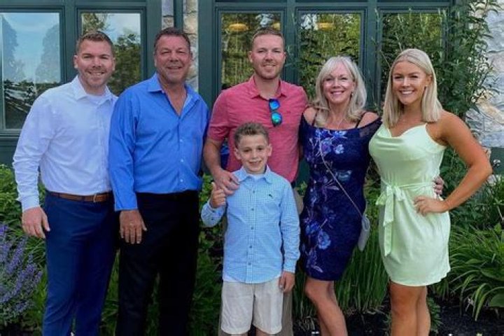 Bonnie Tyler Bio, Age, Parents, Husband, Children, Net Worth