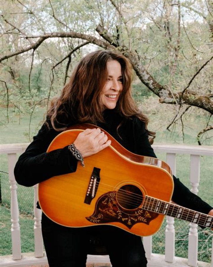 Carlene Carter’s Husband: Who is Carlene Carter Dating?