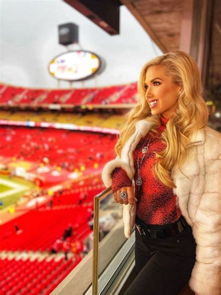 Carrie Johnson - Net Worth, Age, Height, Birthday, Bio, Wiki!