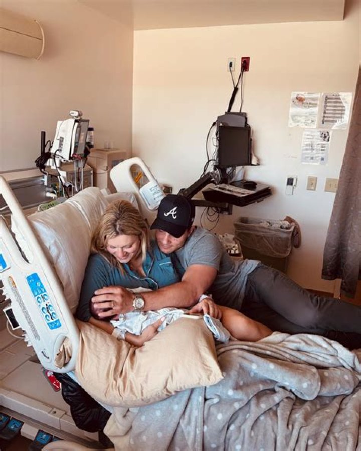 Carrie Wampler Net Worth, Age, Height, Bio, Birthday, Wiki!