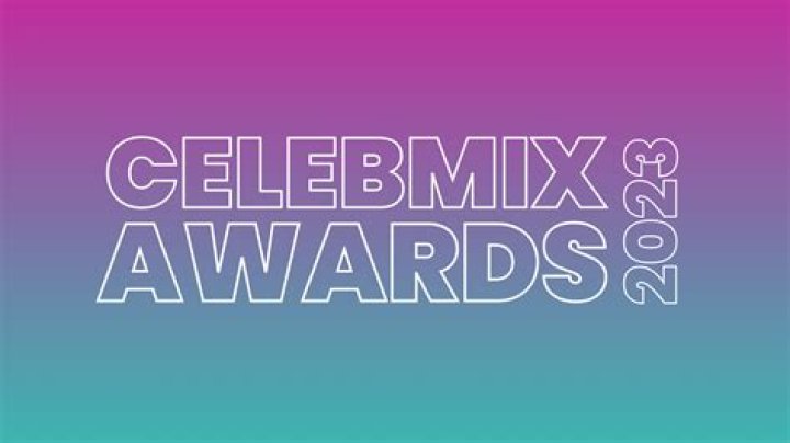 CelebMix Twitter Fandom Awards 2017 Winner: The Ziam News - Best Zayn Fan Account