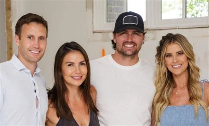 Christina Nadin Siblings: Does Christina Nadin have siblings?