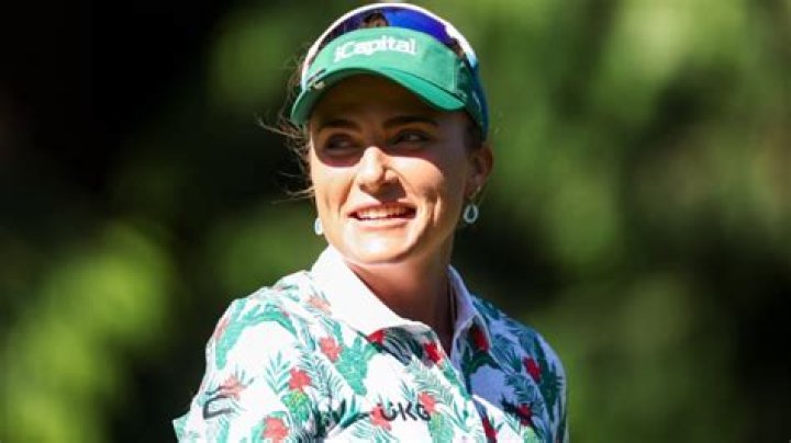 Courtney Thompson - Net Worth, Age, Height, Birthday, Bio, Wiki!