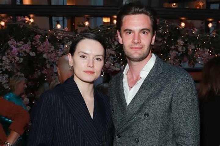 Daisy Ridley Husband: Meet Tom Bateman