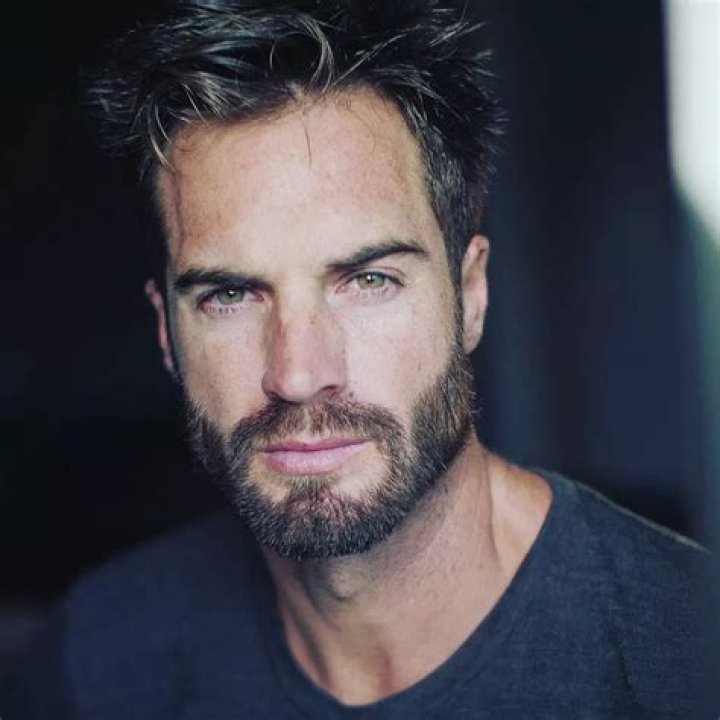 DeForest Buckner Net Worth, Age, Height, Bio, Birthday, Wiki!