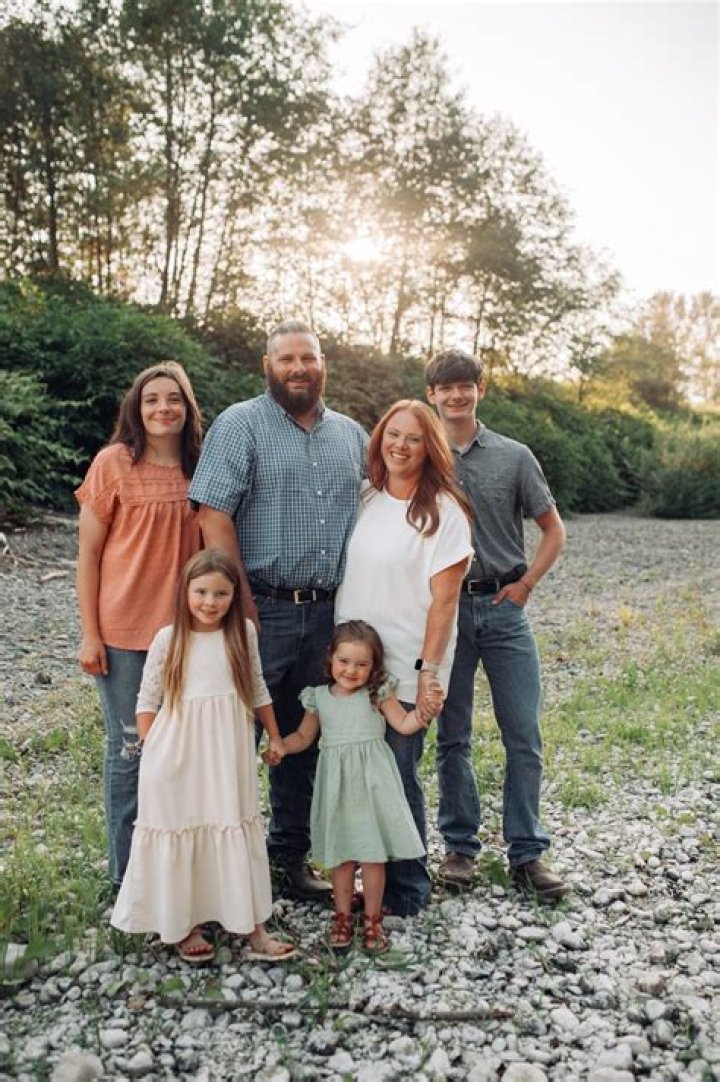 Derrick Josi Age, Height, Bio, Parents, Wife, Children, Net Worth