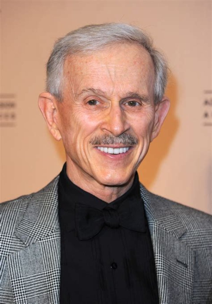 Dick Smothers Net Worth 2024, Age, Height, Bio, Birthday, Wiki!