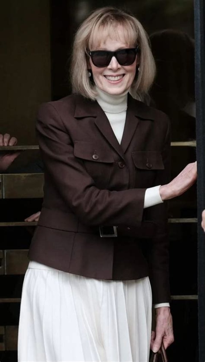 Dina Carroll - Net Worth, Age, Height, Birthday, Bio, Wiki!