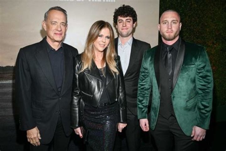 Does Rita Wilson have brothers?