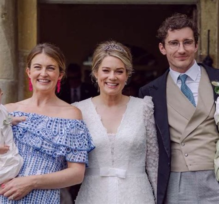 Ellie Goulding Bio, Parents, Husband, Children, Siblings, Net Worth