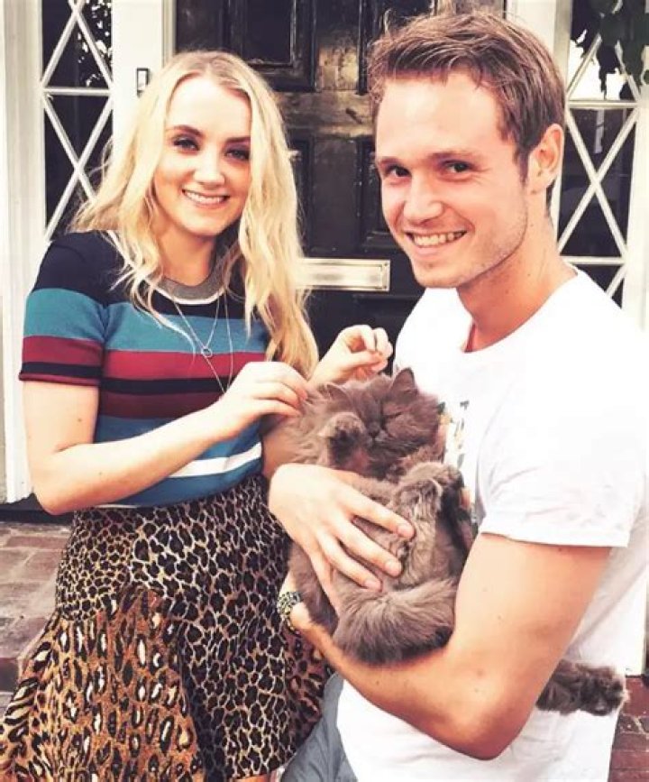 Evanna Lynch’s Boyfriend: Who is Evanna Lynch Dating?