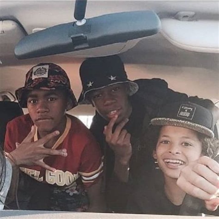 hungrybenny- Age, Height, Net Worth, Girlfriend, Career, Nationality