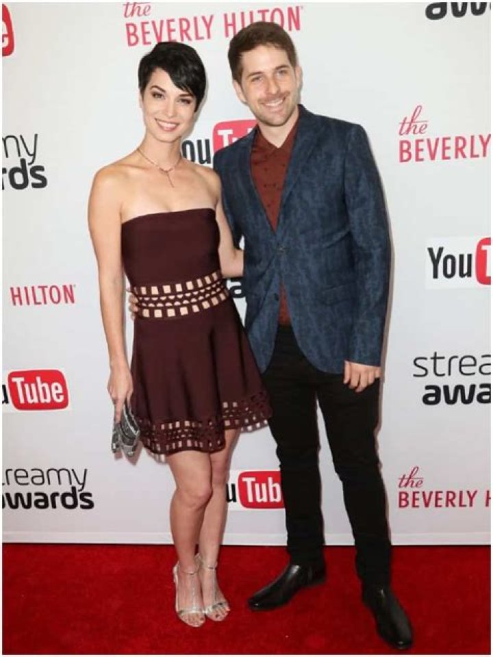 Ian Hecox Wife: Who is Pamela Horton?