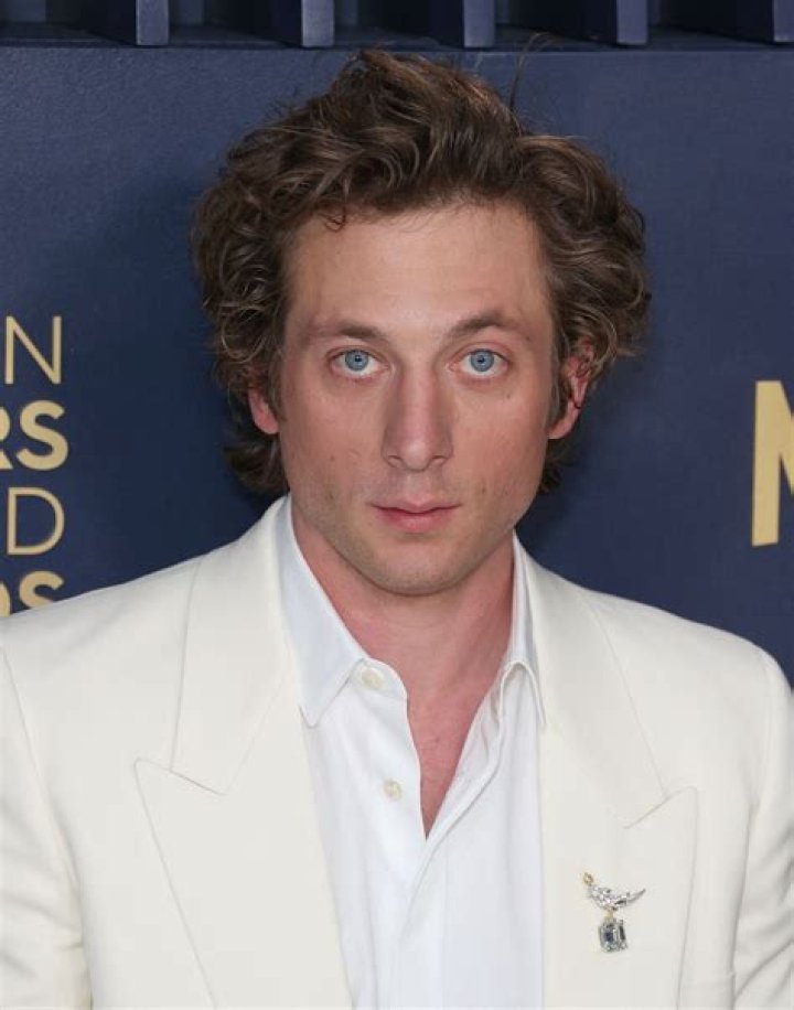 Jeremy Allen White Net Worth: How Much Is Jeremy Allen White Worth?
