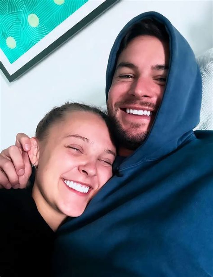 Jo Yoonhee’s Boyfriend: Who is Jo Yoonhee Dating?