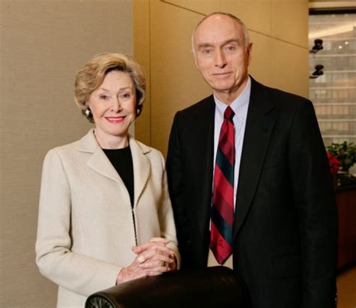 Joan Ganz Cooney Net Worth, Age, Height, Bio, Birthday, Wiki!