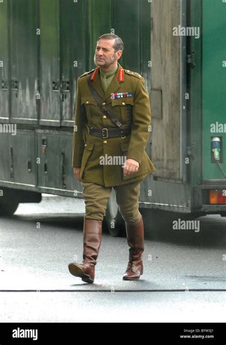 Julian Wadham Net Worth, Age, Height, Bio, Birthday, Wiki!