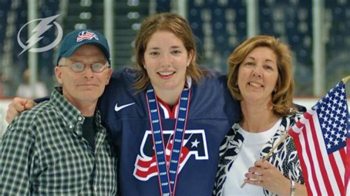 Kelley Steadman Net Worth, Age, Height, Bio, Birthday, Wiki!