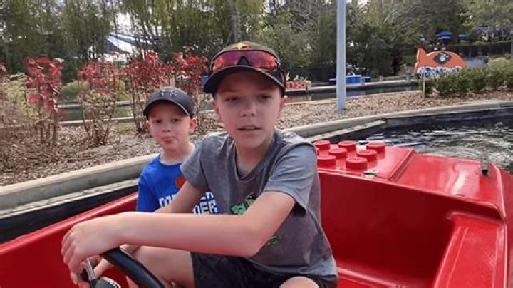 Liam Twin Toys - Net Worth, Age, Height, Birthday, Bio, Wiki!