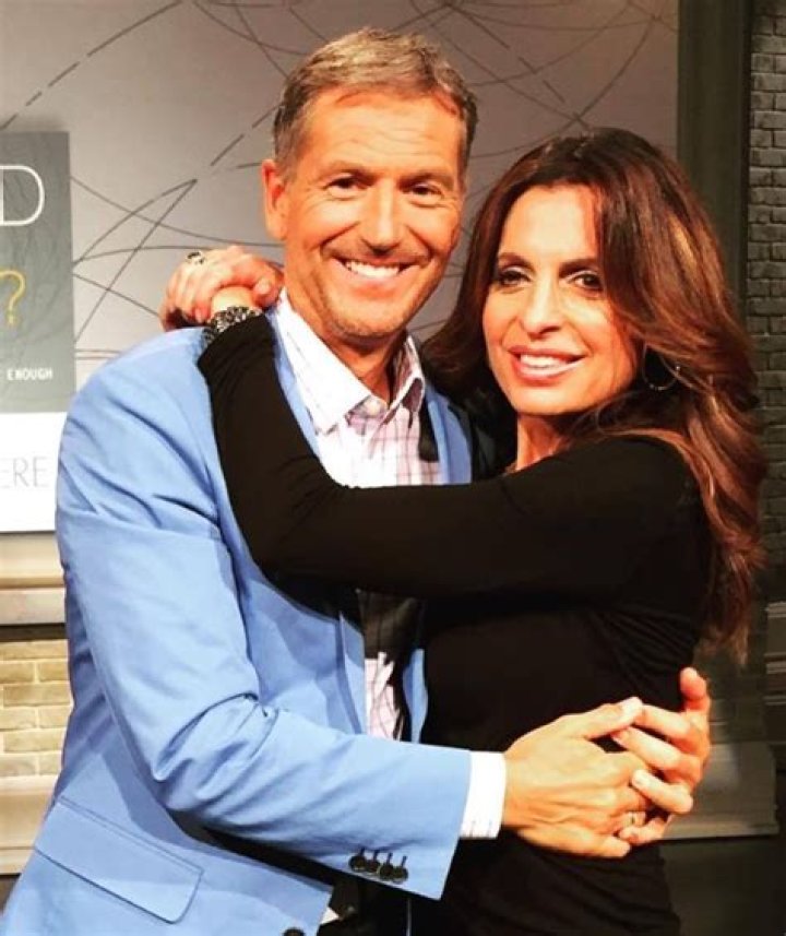 Lisa Bevere Net Worth, Age, Height, Bio, Birthday, Wiki!