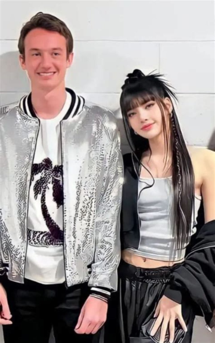 Lisa Peachy’s Boyfriend: Who is Lisa Peachy Dating?