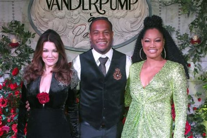 Lisa Vanderpump’s Husband: Who is Lisa Vanderpump Dating?