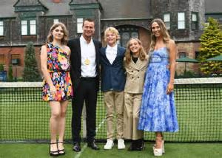 Lleyton Hewitt - Net Worth, Age, Height, Birthday, Bio, Wiki!