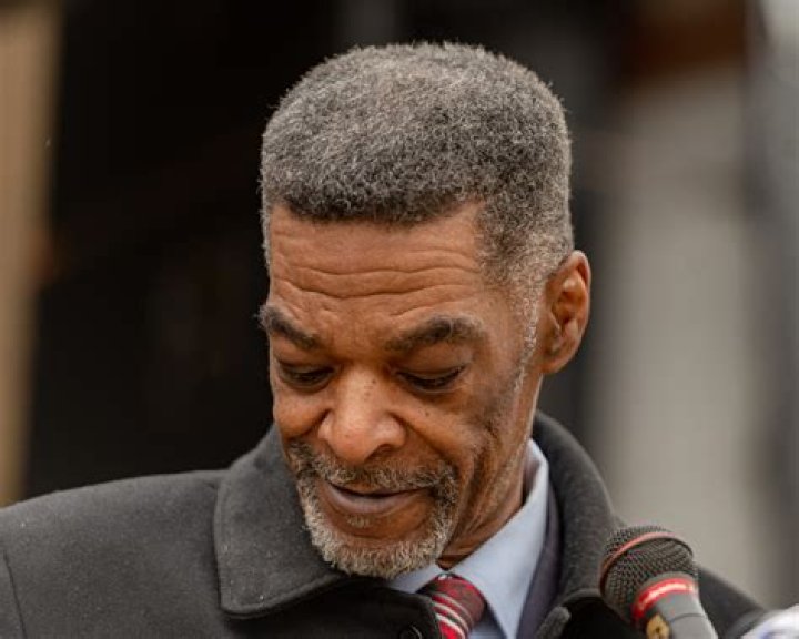 Lowry Mays Net Worth, Age, Height, Bio, Birthday, Wiki!