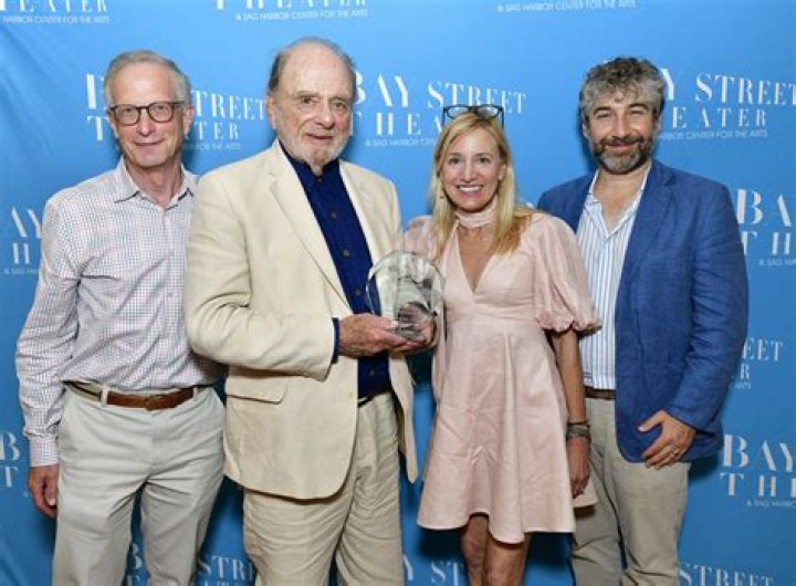 Martha Schwartz Net Worth, Age, Height, Bio, Birthday, Wiki!