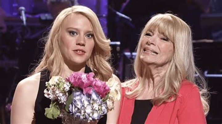 Meet Kate McKinnon’s sister, Emily Lynne Berthold: Biography, Net Worth & more