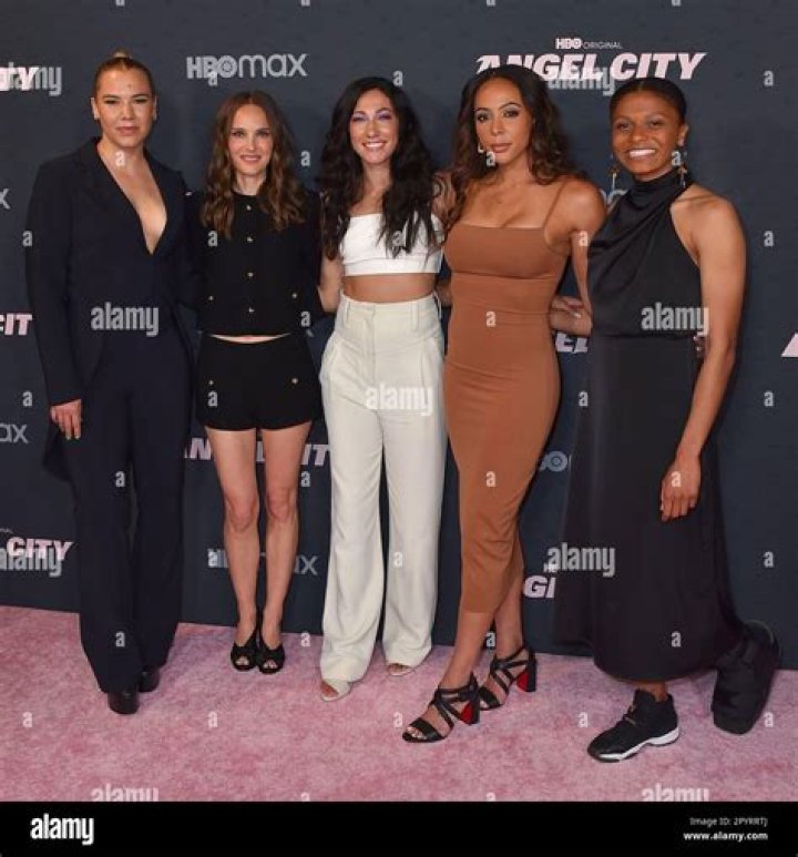 Merritt Mathias Net Worth 2024, Age, Height, Bio, Birthday, Wiki!