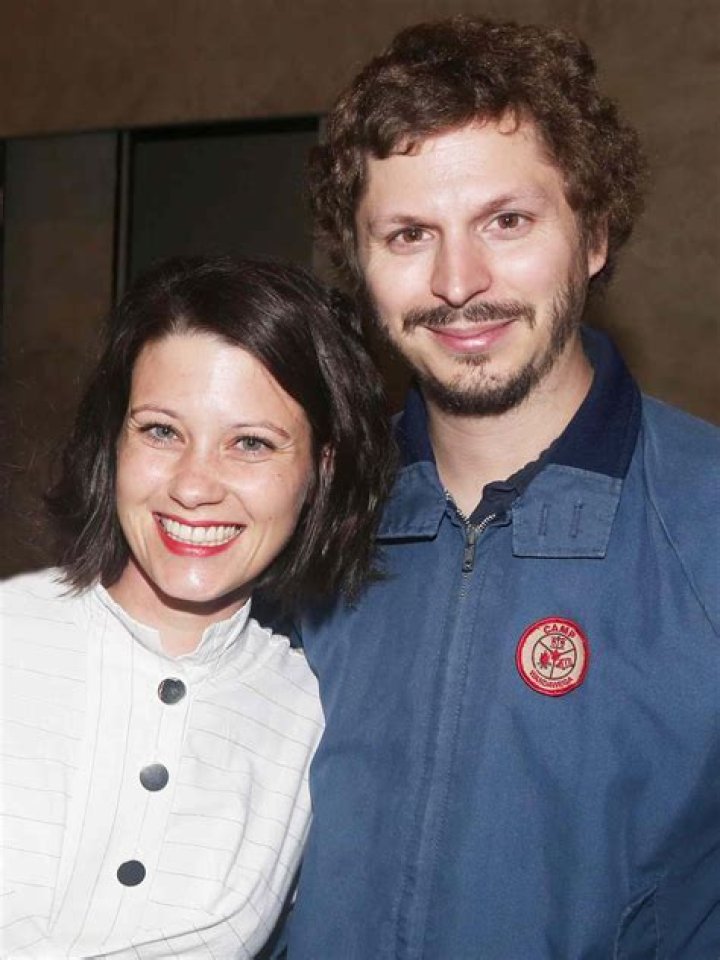 Michael Cera Girlfriend: Who Is Michael Cera Girlfriend?