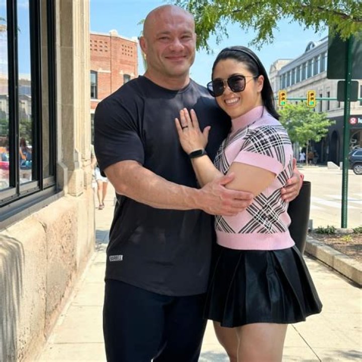 Mike Babcock Wife: Is Mike Babcock Married?