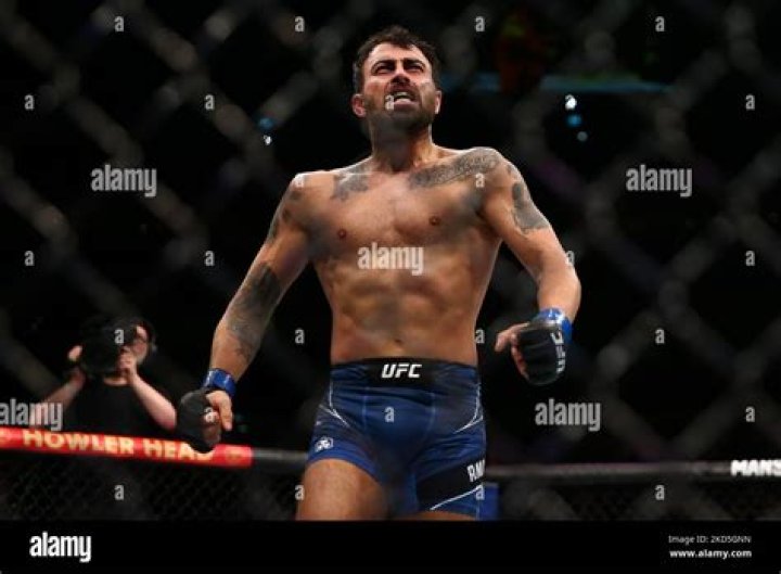 Mike Grundy - Net Worth, Age, Height, Birthday, Bio, Wiki!