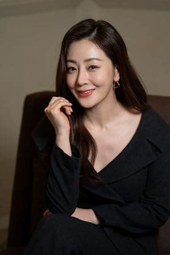 Oh Na-ra Net Worth 2024, Age, Height, Bio, Birthday, Wiki!