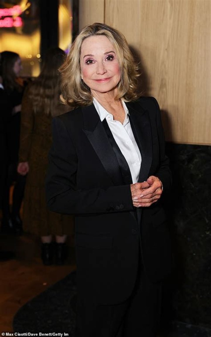 Ollie Kendal Net Worth, Age, Height, Bio, Birthday, Wiki!