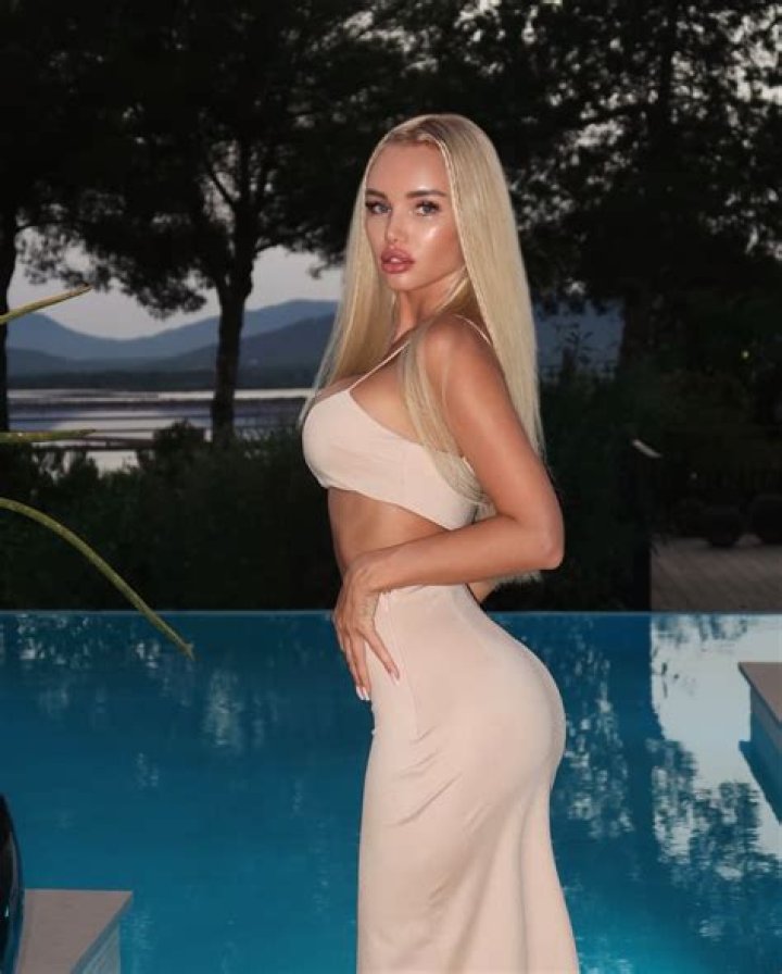 Olya Abramovich - Net Worth, Age, Height, Birthday, Bio, Wiki!