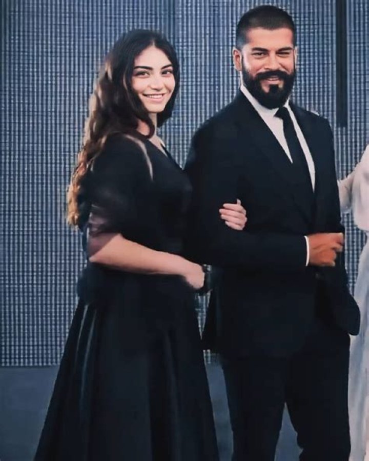 Ozge Borak’s Boyfriend: Who is Ozge Borak Dating?