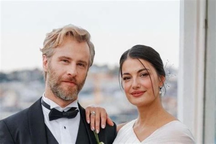 Ozgur Cevik Net Worth, Age, Height, Bio, Birthday, Wiki!