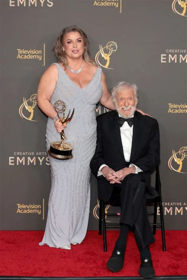 Paris Van Dyke Net Worth, Age, Height, Bio, Birthday, Wiki!