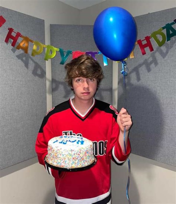 Parker Jacobs - Net Worth, Age, Height, Birthday, Bio, Wiki!