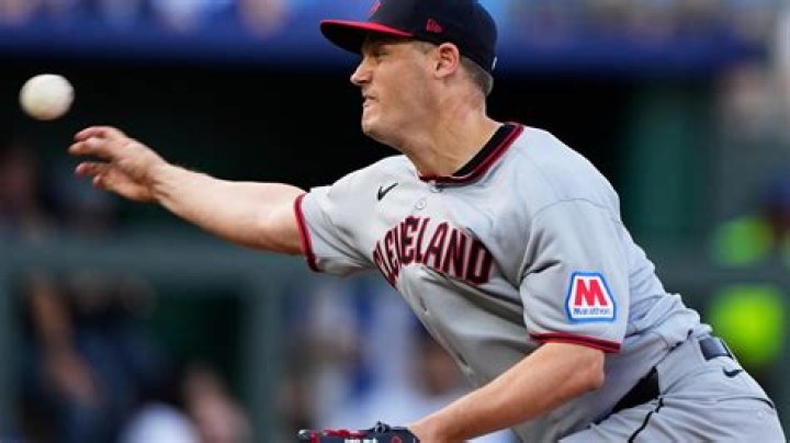 Paul Sewald - Net Worth, Age, Height, Birthday, Bio, Wiki!