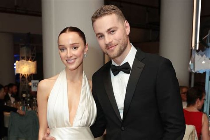 Phoebe Fox’s Husband: Who is Phoebe Fox Dating?