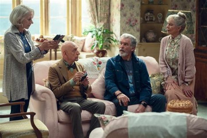 Pierce Brosnan Age, Height, Parents, Net Worth, Career, Wife