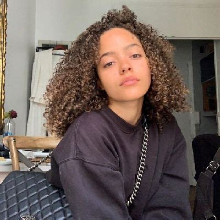 Quintessa Swindell- Wiki, Age, Height, Net Worth, Boyfriend, Ethnicity