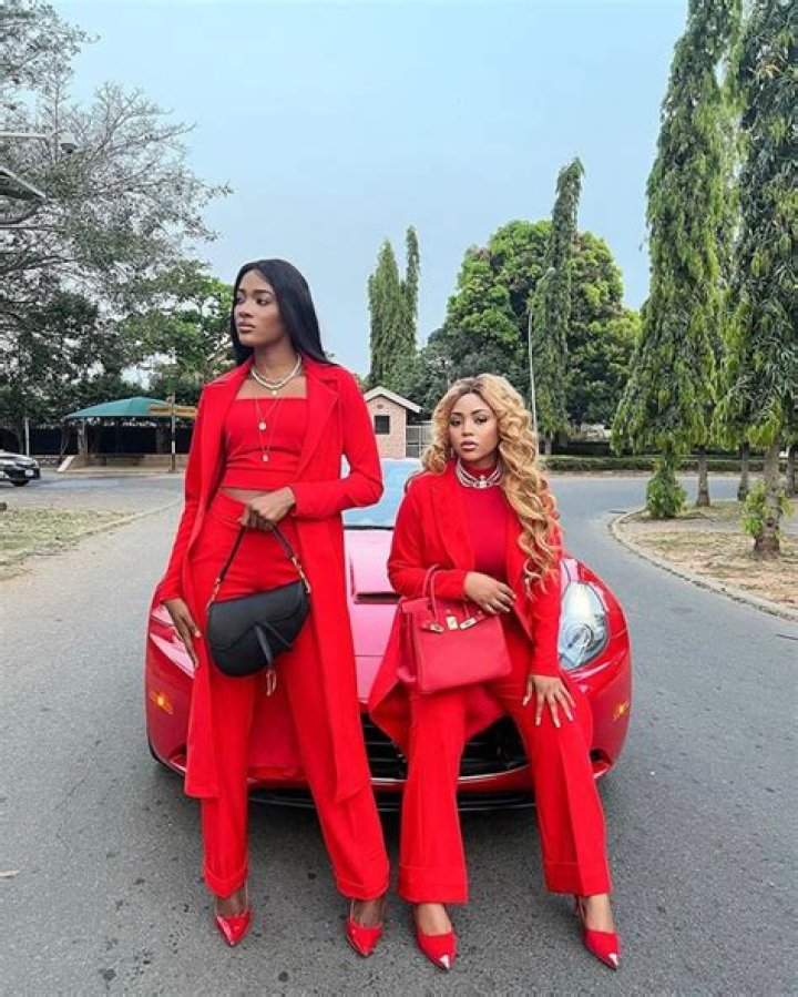 Regina Daniels Announces Her Return To Instagram With This Stunning Photo