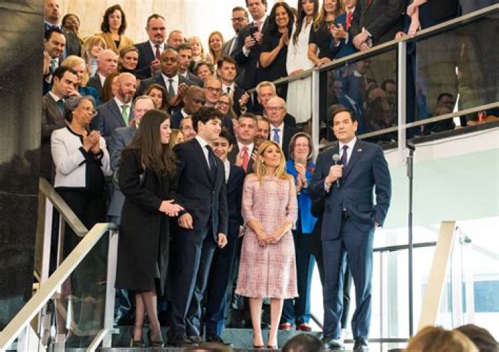 Ricky Rubio Age, Height, Bio, Parents, Wife, Net Worth