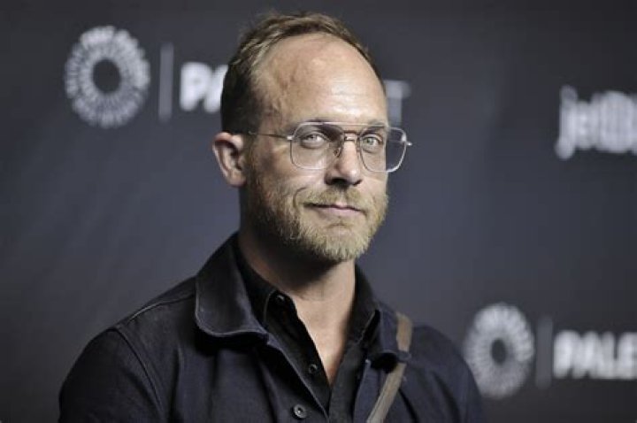 Robert E. Griswold - Net Worth, Age, Height, Birthday, Bio, Wiki!